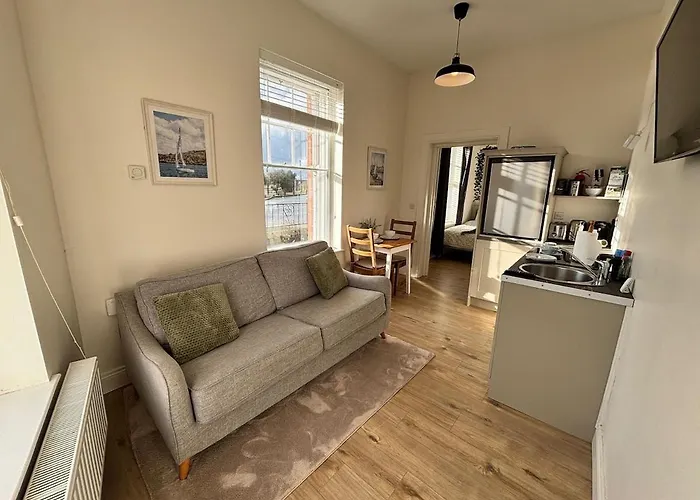 Appartement Bright And Cozy On Grand Canal Greenway *