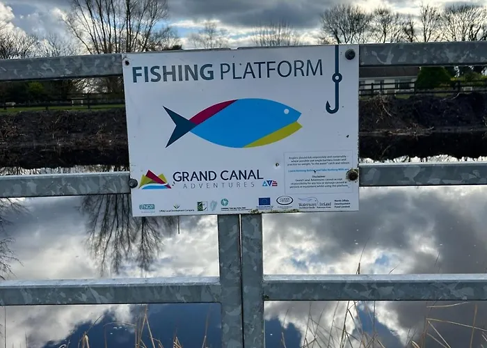 Apartment Bright And Cozy On Grand Canal Greenway Daingean