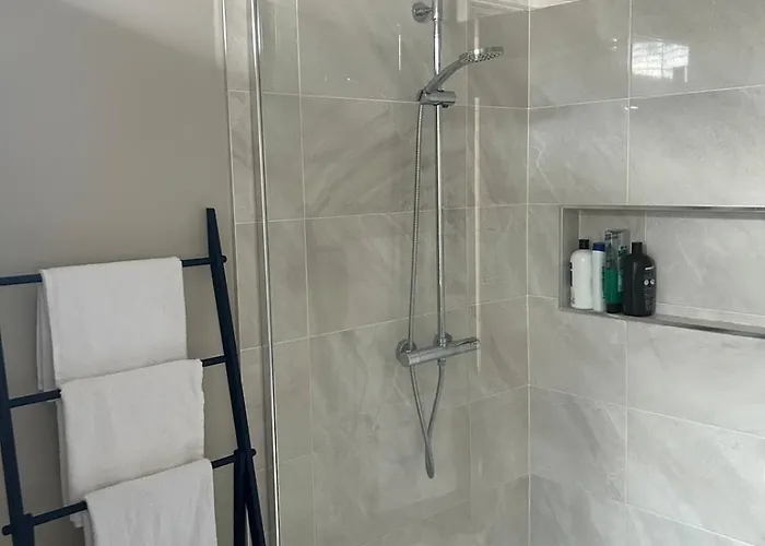 Bright And Cozy On Grand Canal Greenway Apartment *