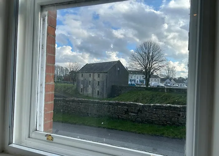 Bright And Cozy On Grand Canal Greenway Appartement Daingean